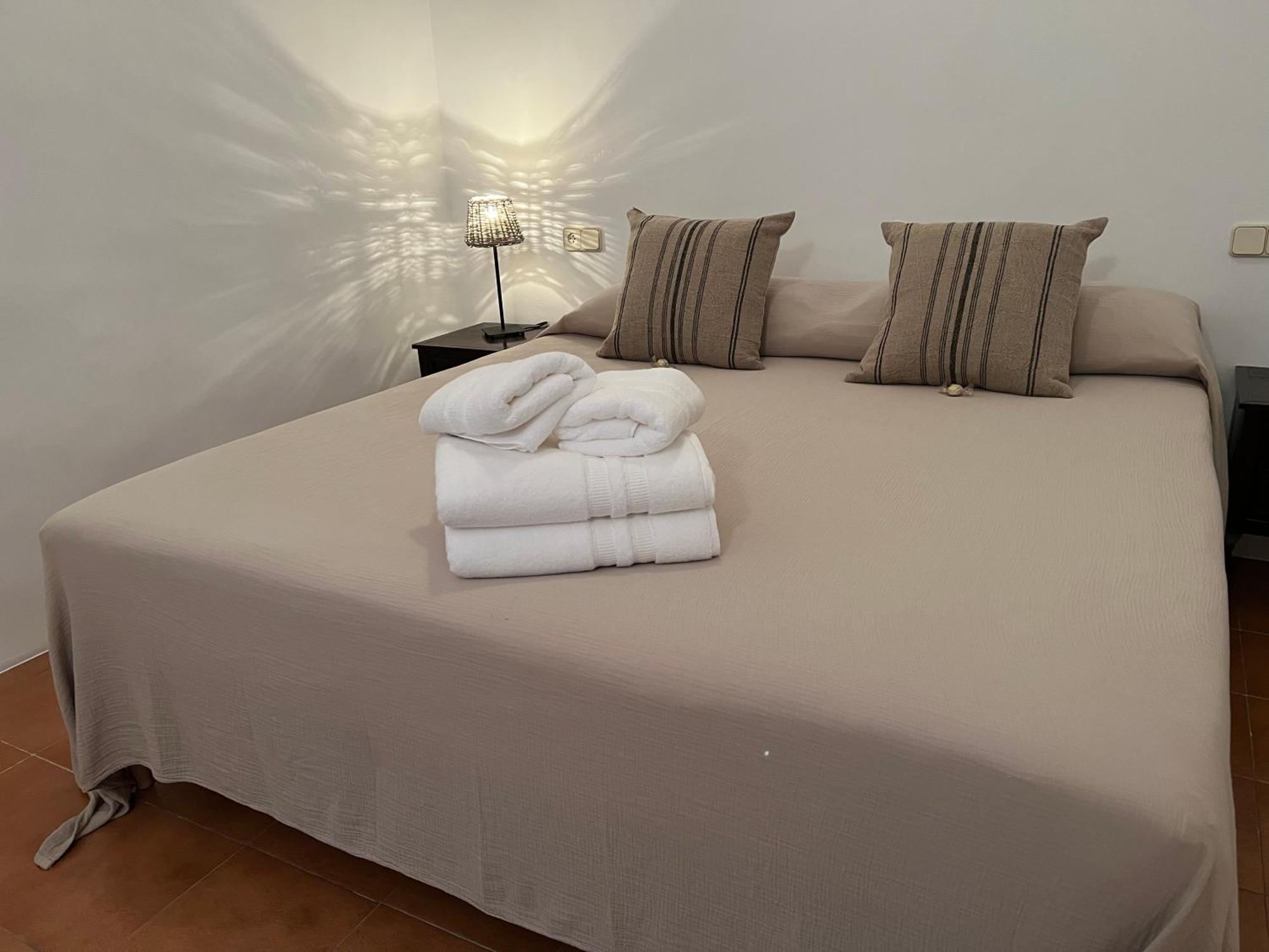 Family B&B Homefromhomees Sant Feliu de Guíxols Esterno foto